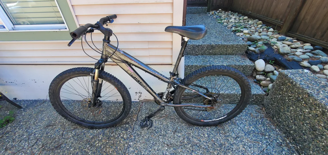 Norco 26" wheel Kathmandu 21 spd thumbnail