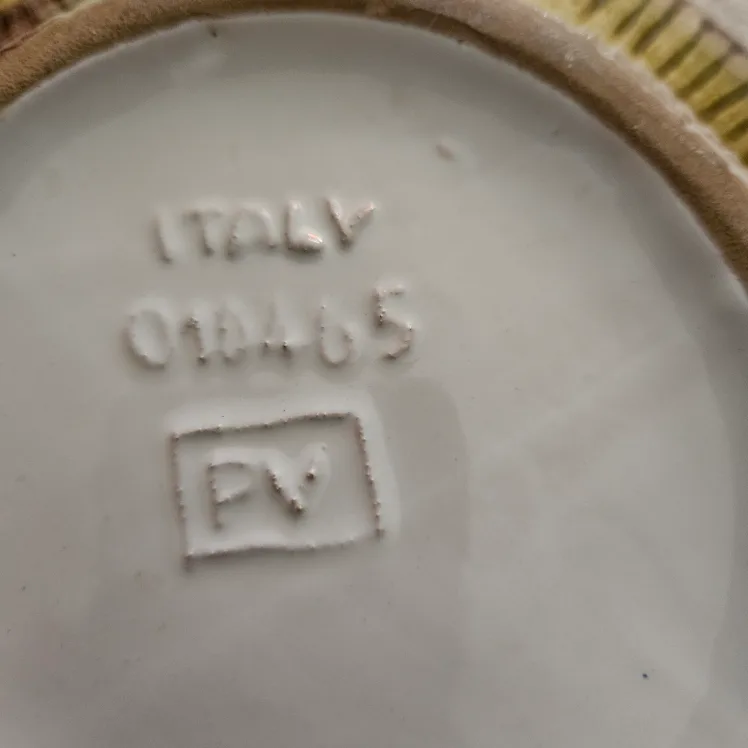 Vintage PV Italy Duck Ashtray image indicator(2)