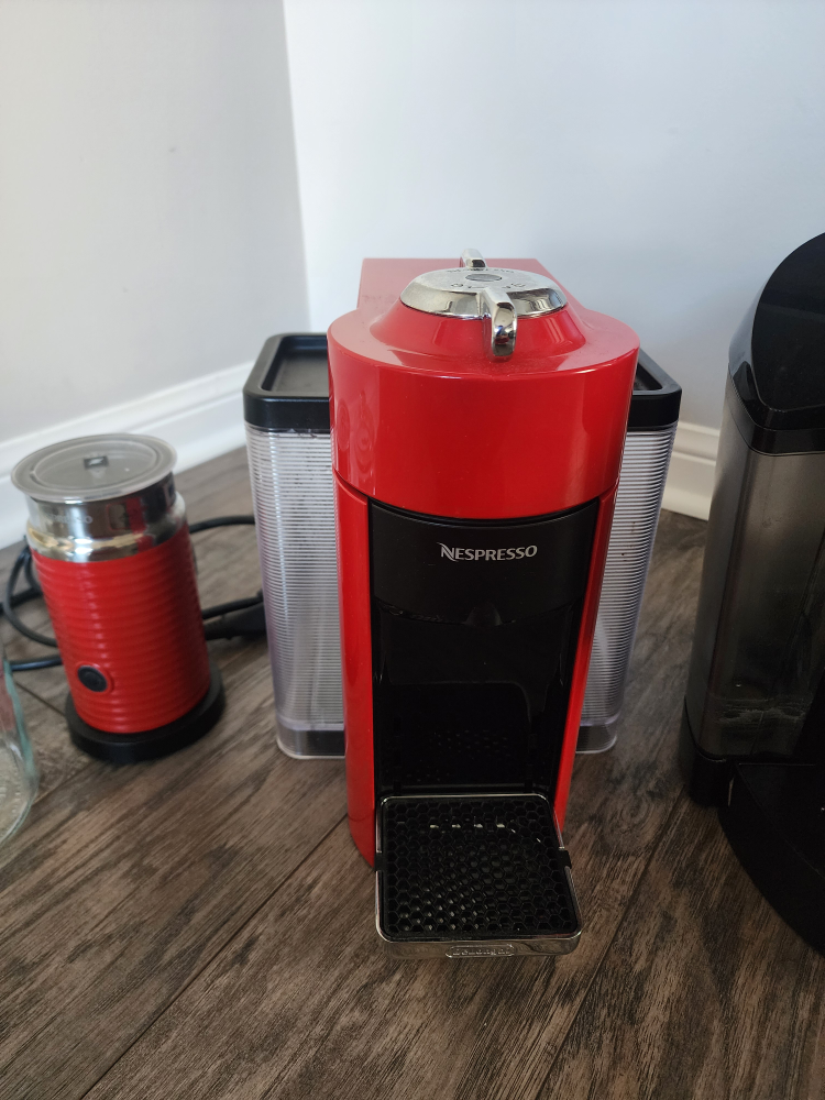 moving Sale- Nespresso VertuoLine Coffee & Keurig Maker - photo 3
