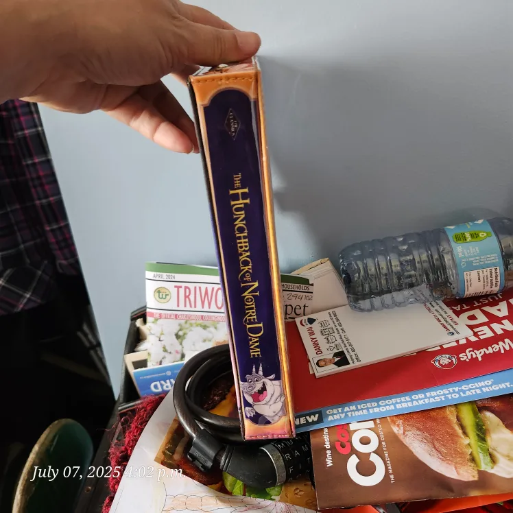 Disney Hunchback of Notre Dame Clutch image indicator(2)