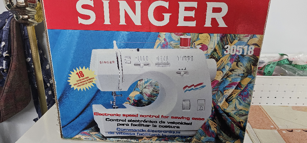 Singer Sewing Machine with Box