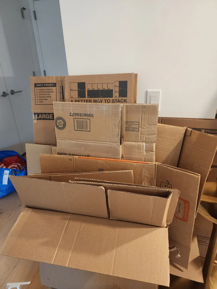 Moving Boxes - Various Sizes thumbnail