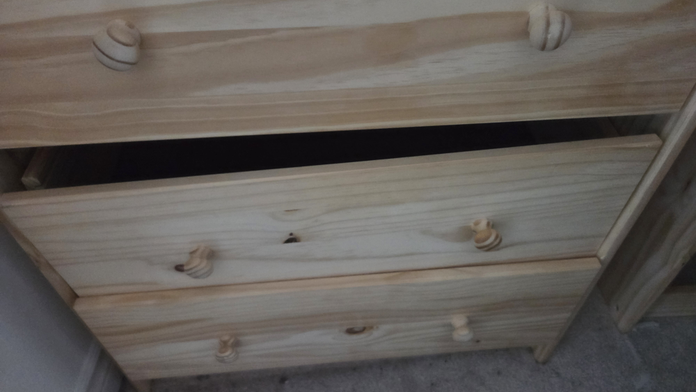 Pine Wood 3-Drawer Dresser