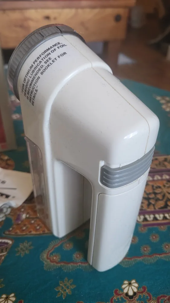 🇨🇦 Windmere Clothes Shaver Extra Fabric Pill Remover image indicator(2)