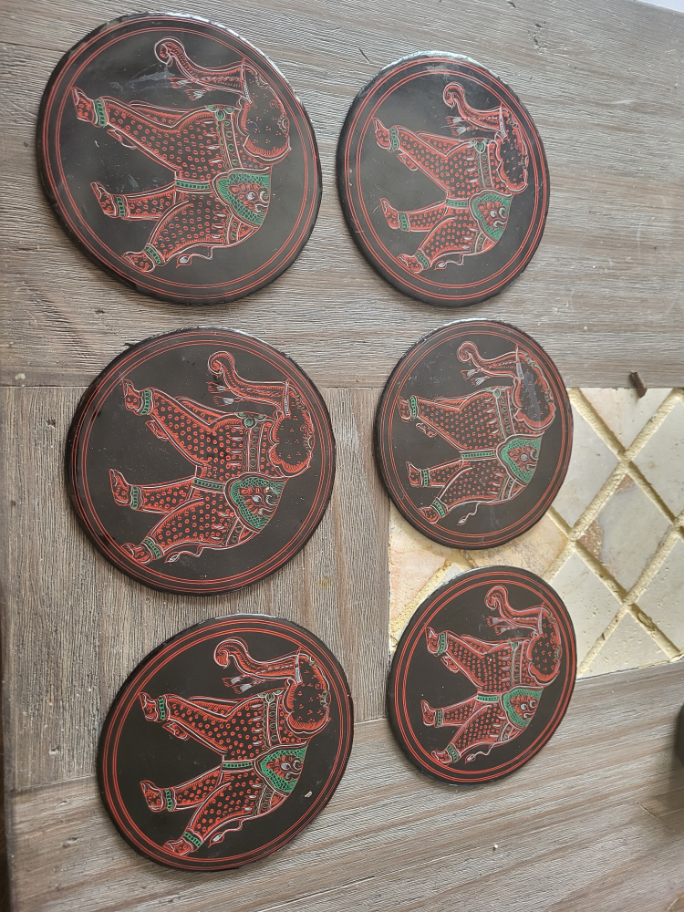 Set of 6 Vintage Black Lacquer Coasters - photo 2