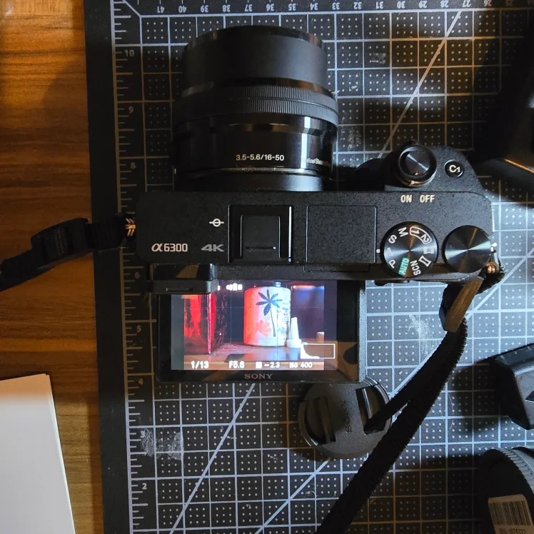 Sony Alpha a6300 mirrrorless Camera with Lenses image indicator(2)