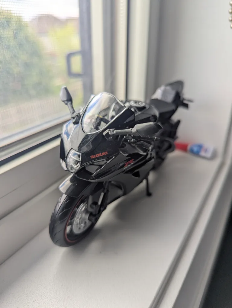 Diecast SUPERBIKES for sale image indicator(7)