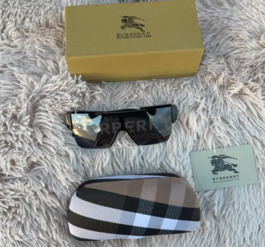 (80$ Each) Burberry Sunglasses with Case Available for pickup thumbnail