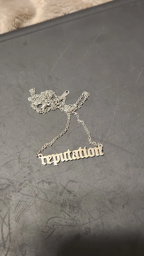 Taylor Swift Reputation Necklace thumbnail