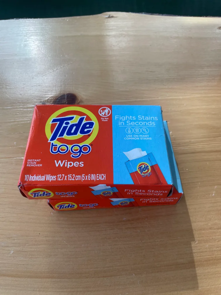 Tide to go Wipes - 10 Individual Wipes thumbnail