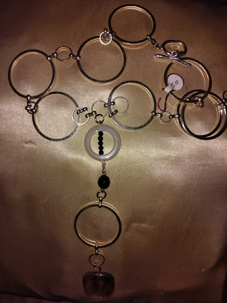 Necklace with Circle Design thumbnail