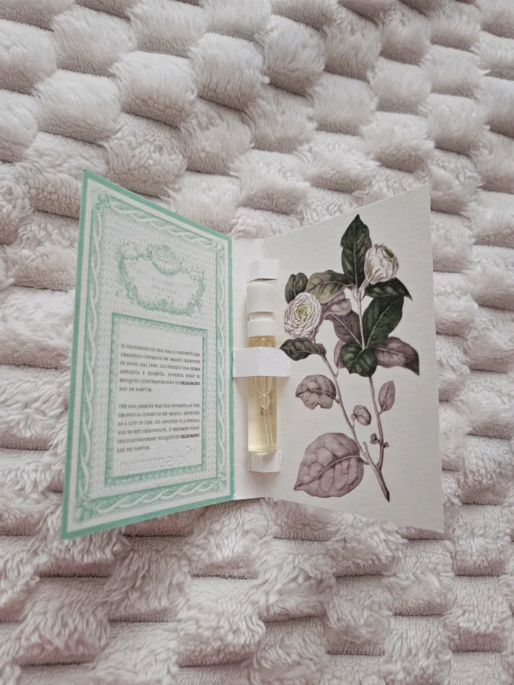 Santa Maria Novella Perfume Samples, 2ml each image indicator(4)