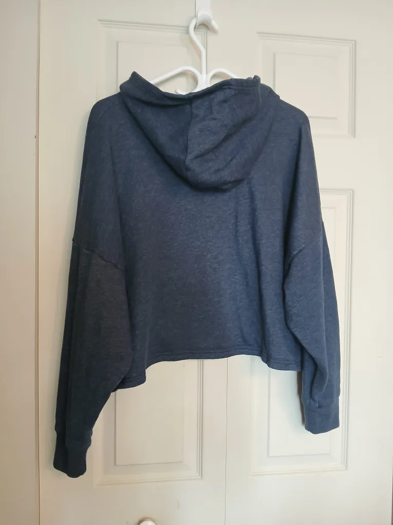 Under Armour navy blue hoodie, size large (L) image indicator(6)