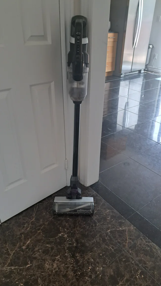 Bissell IconPET Cordless Vacuum Cleaner, Model 2288D thumbnail