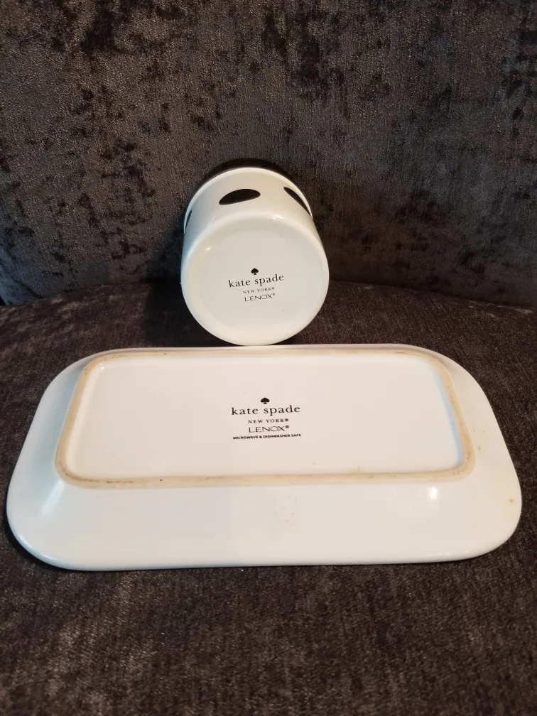 Kate Spade New York  Set image indicator(3)