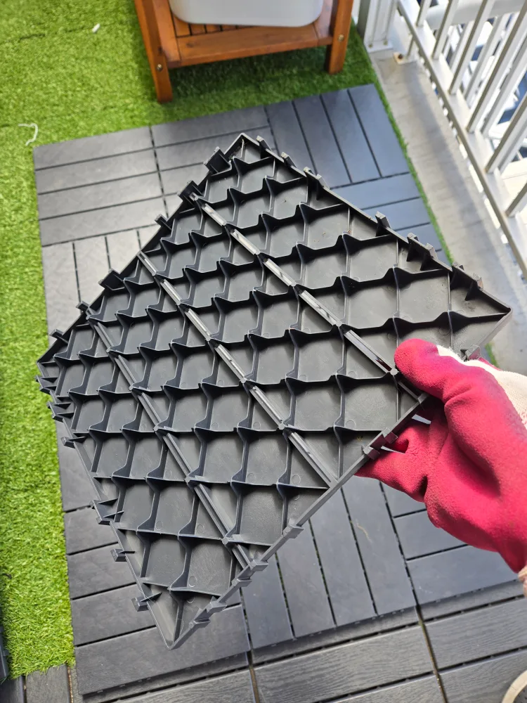 patio deck tiles 2 for $5 image indicator(4)