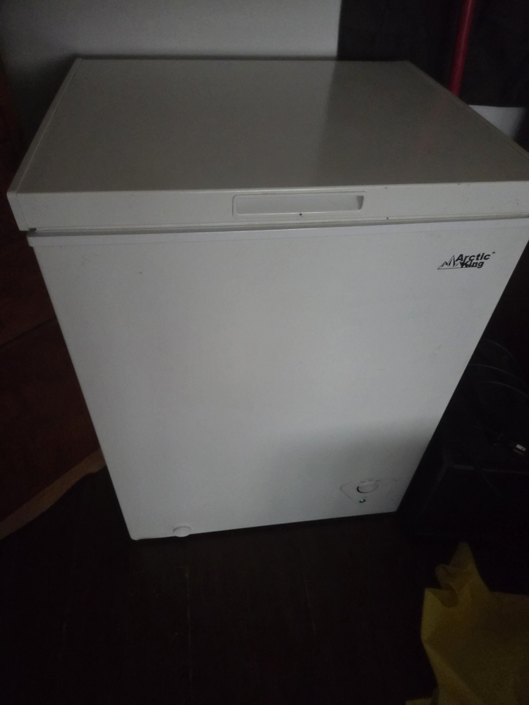 Arctic King Chest Freezer