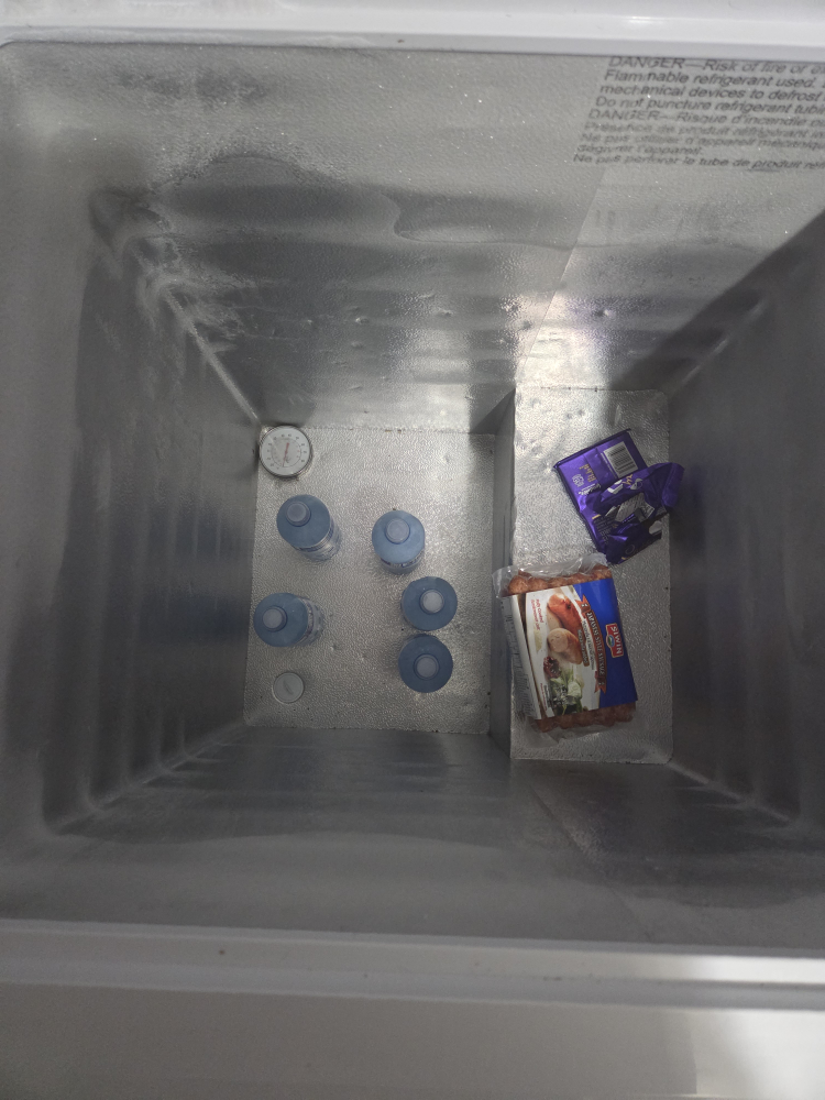 Arctic King Chest Freezer - photo 2