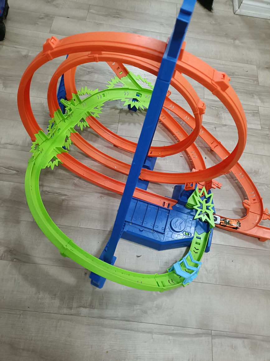 Hot Wheels Track Set