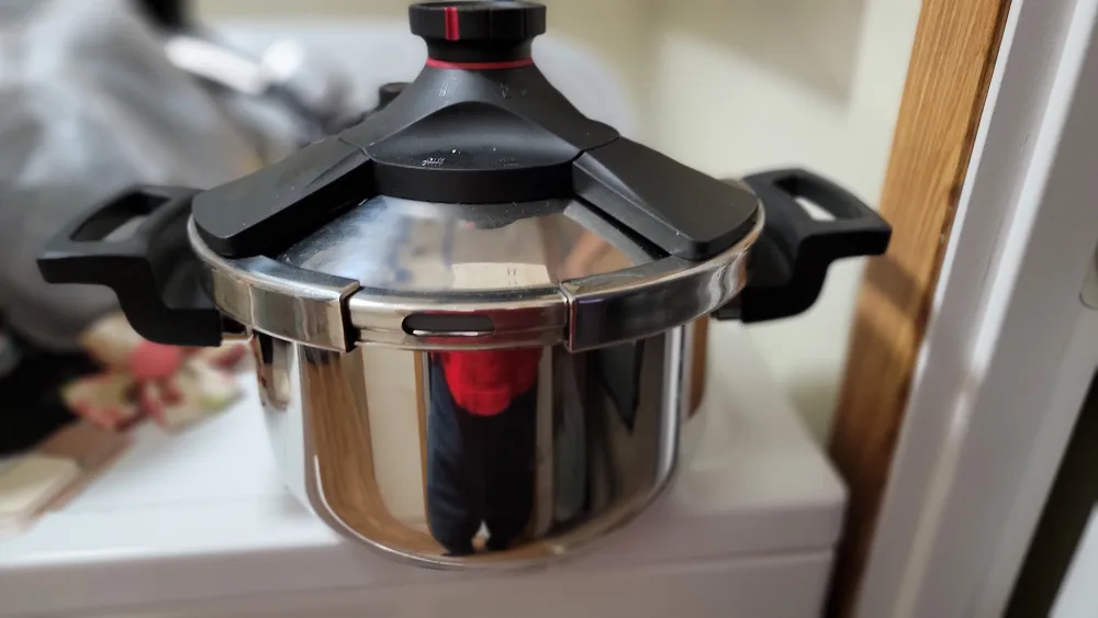 Royal Prestige pressure cooker 6 quarts thumbnail