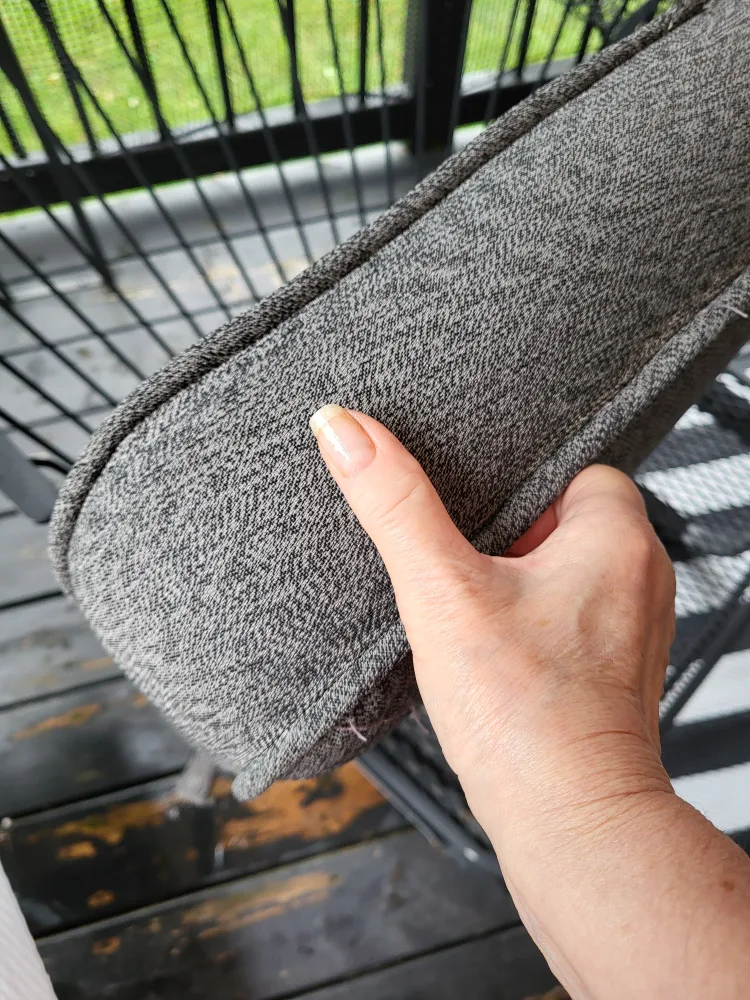 Rod iron chair image indicator(3)