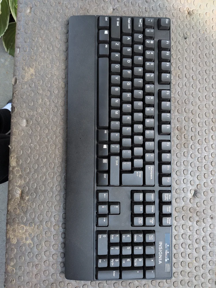 Bluetooth keyboard (NEW) thumbnail