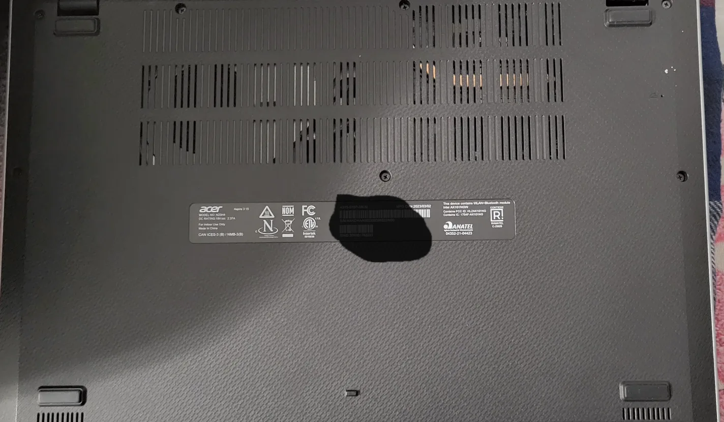 Acer Aspire 3 15 Laptop image indicator(8)