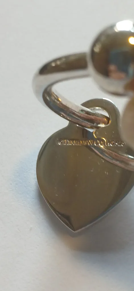 RARE 1990'S TIFFANY & CO. HEART STERLING SILVER KEY RING image indicator(5)