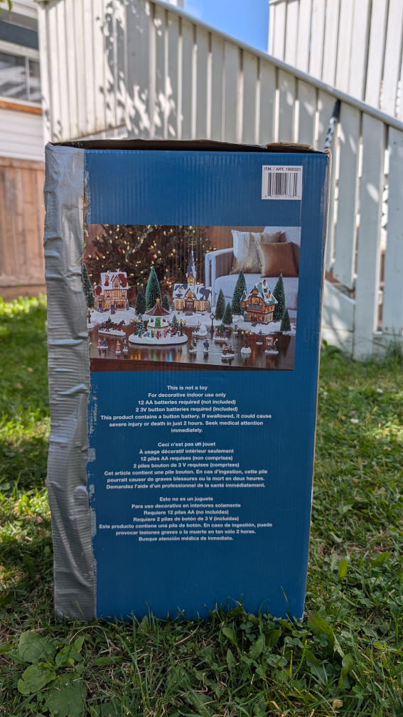 Christmas Village with Lights and Music - 30 Pieces - photo 4