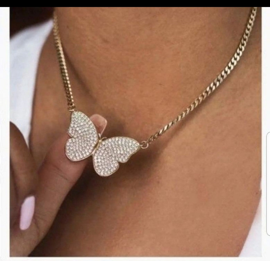 Butterfly Pendant Necklace - photo 2