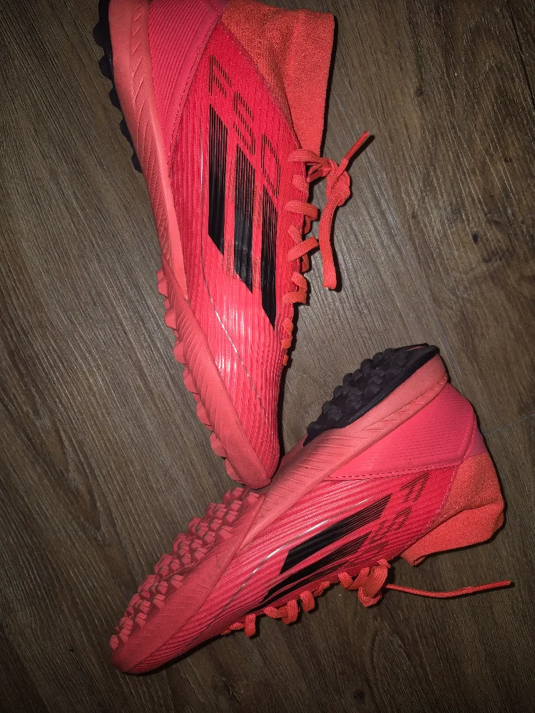 Adidas - Women's F50 League Mid-Cut Turf Soccer Shoes size W8 image indicator(3)