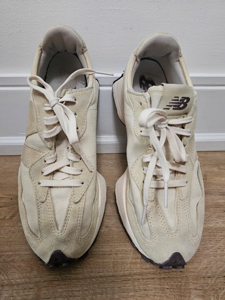 W sz 8 New Balance 327 image indicator(4)