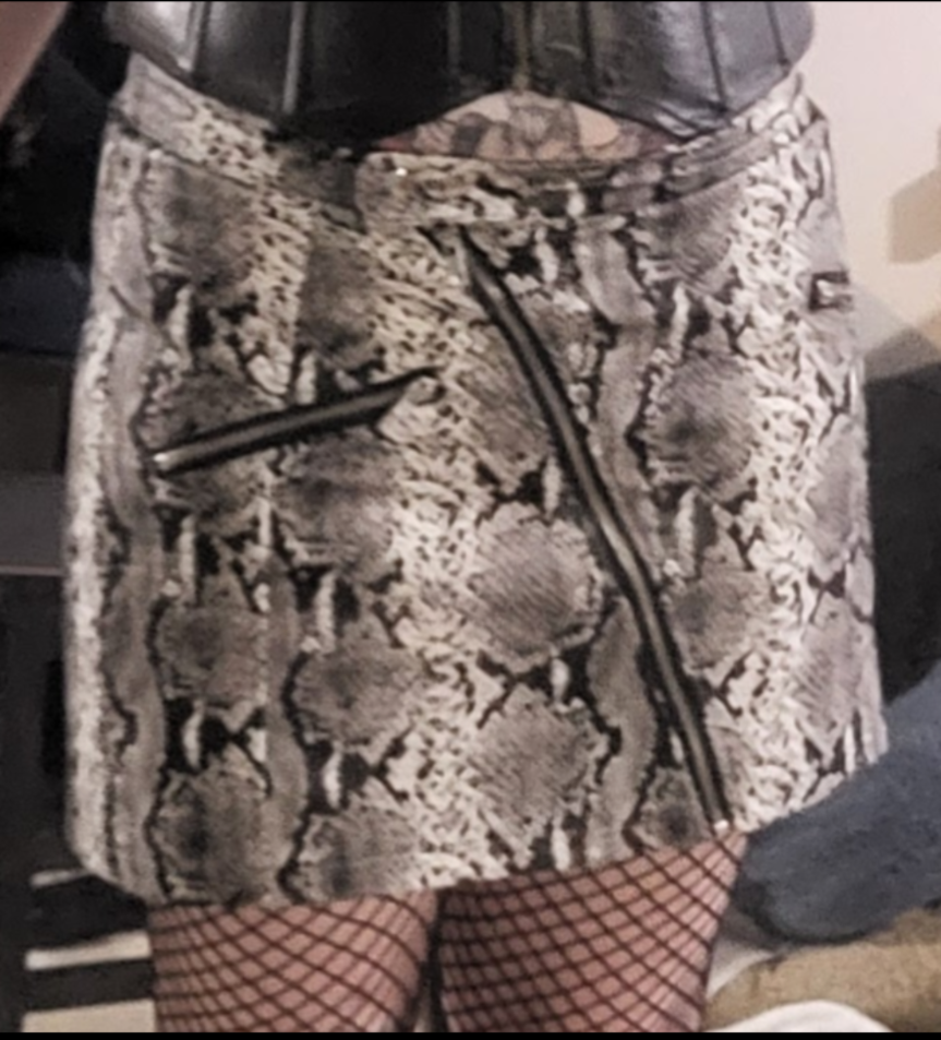 Snakeskin Mini Skirt - photo 4