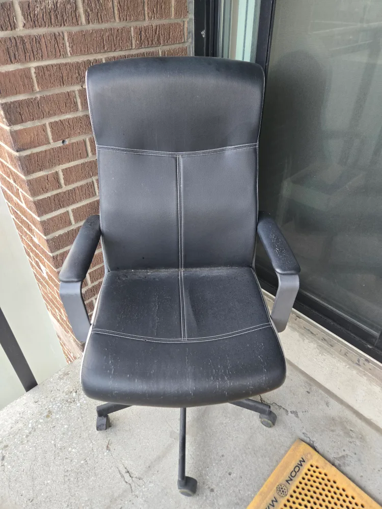 Black Office Chair thumbnail