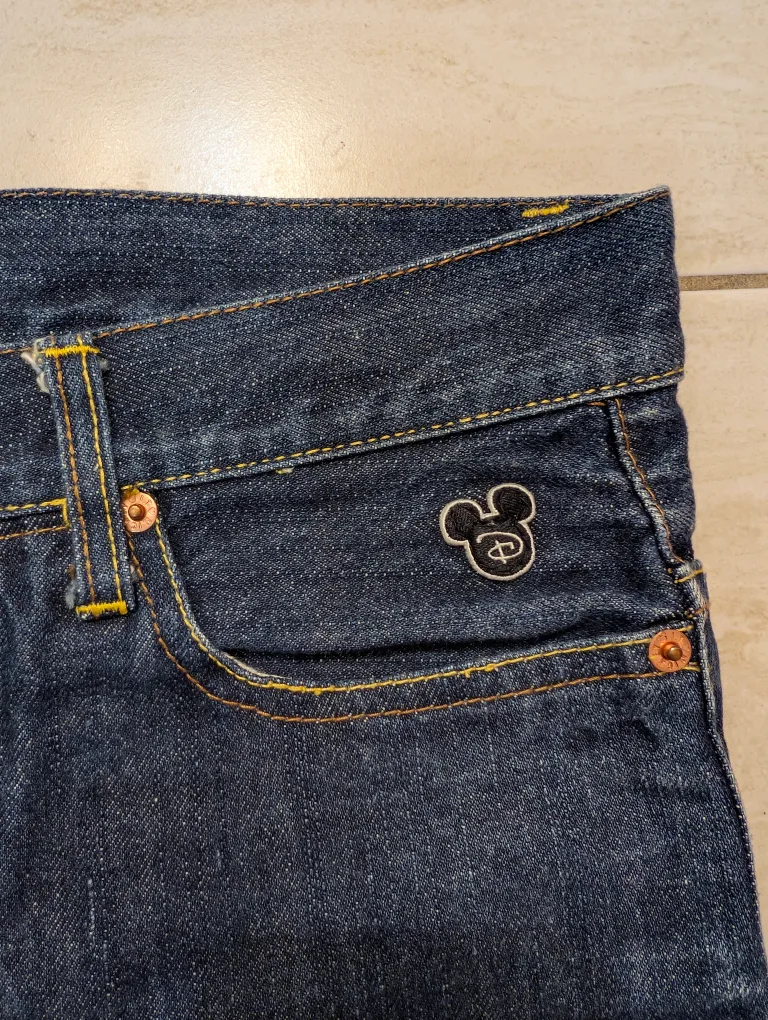 EVISU Lot Storm Jeans Size X Star image indicator(7)