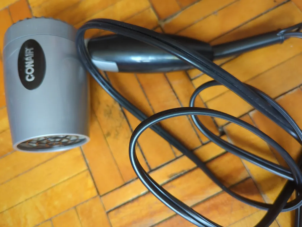 Conair Hair Dryer Brand new(never used) thumbnail