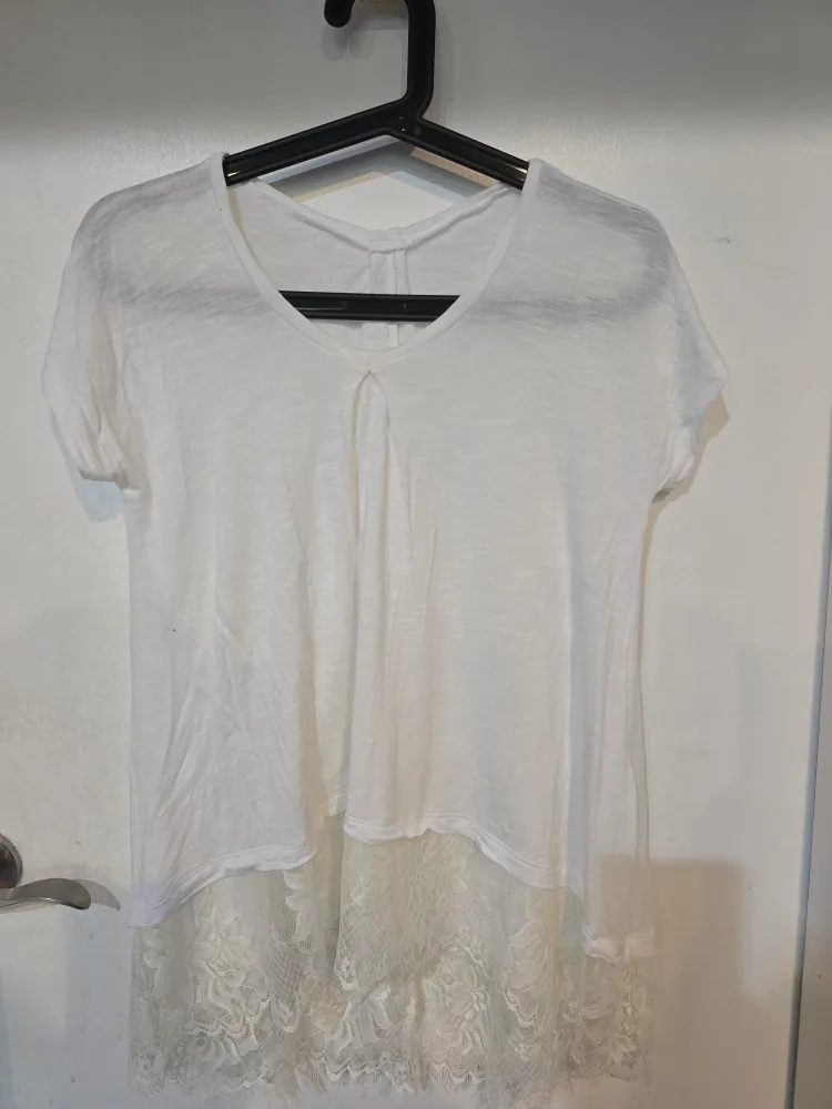 Abercrombie & Fitch White Lace Tunic Top thumbnail