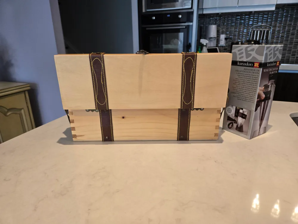 Kuradori Wine Aerator & Decanter Set with Box image indicator(3)