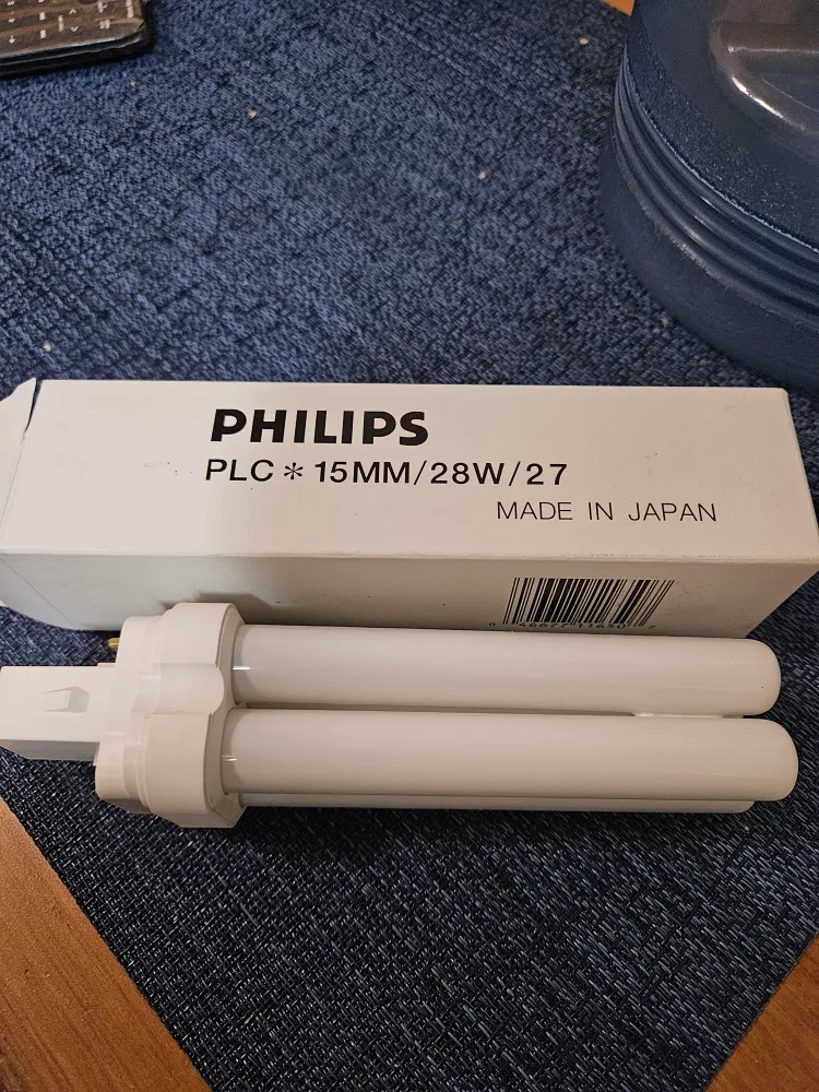 Philips PLC 15MM/28W/27 Light Bulb thumbnail