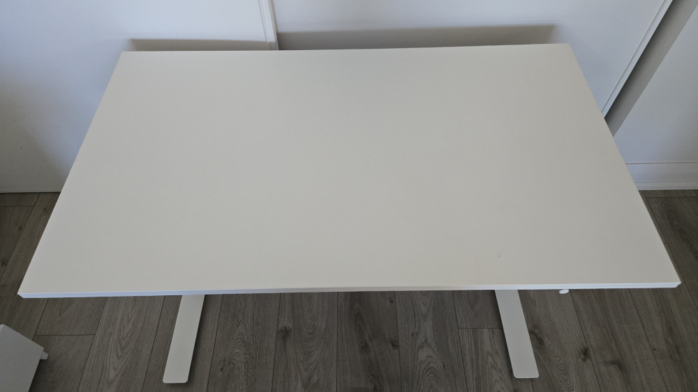 White Adjustable Standing Desk - photo 3