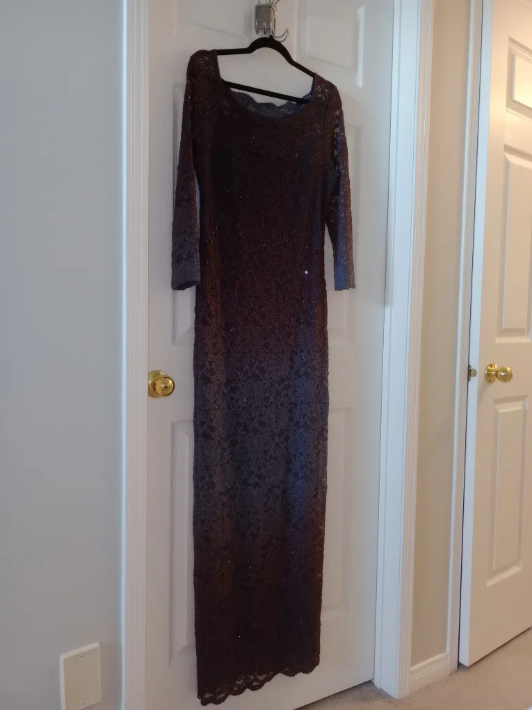 Lace Formal Dress-Size 6 thumbnail