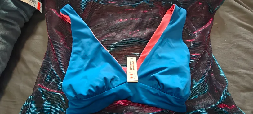 Joe Fresh Reversible Bikini Top - Size M thumbnail