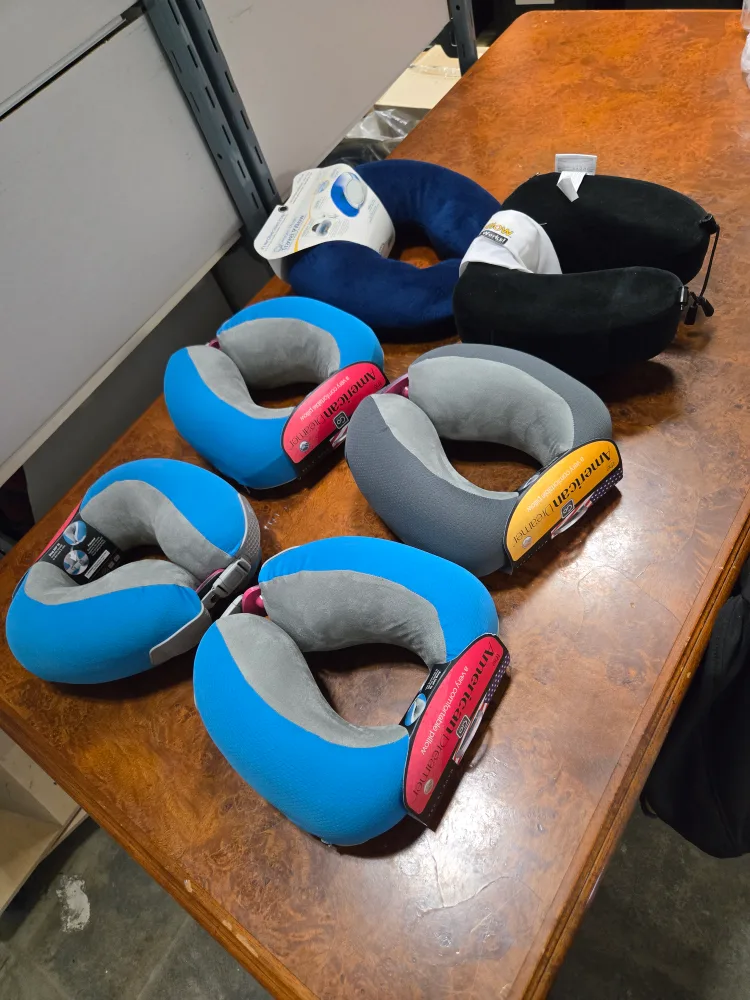 American Dreamer Travel Pillow - New thumbnail