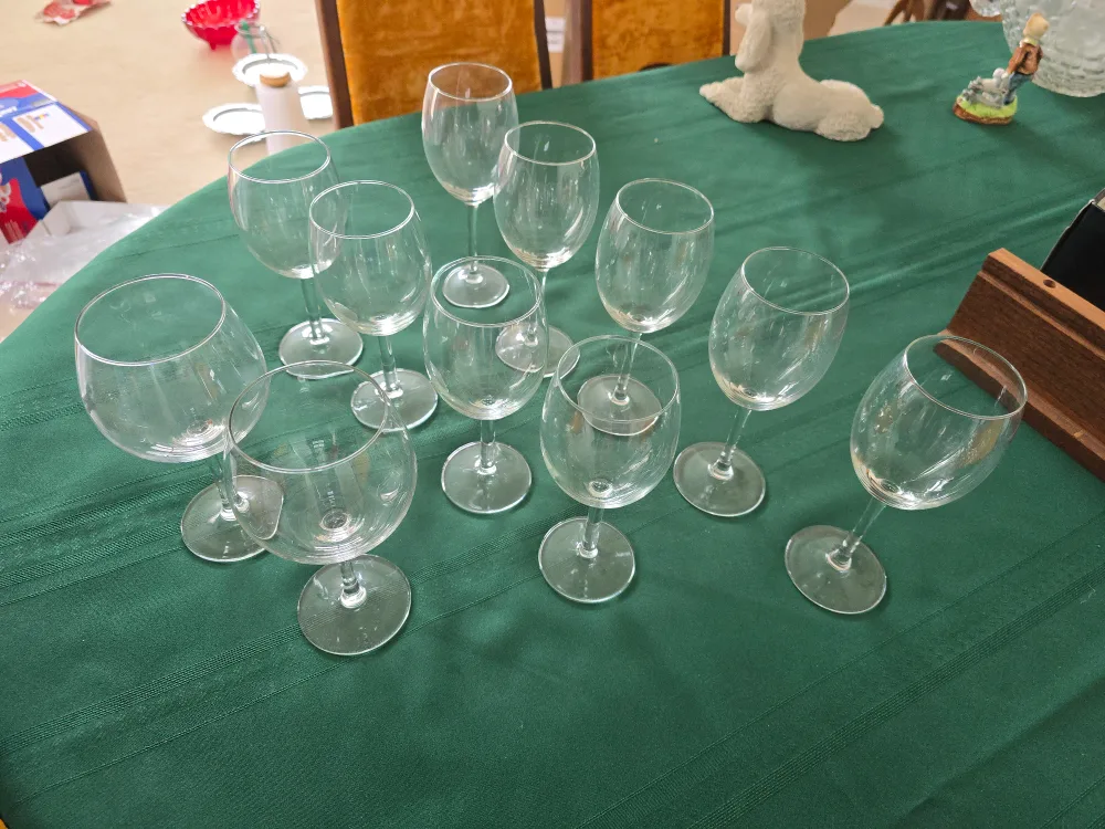 Wine Glasses - Set of 10 thumbnail