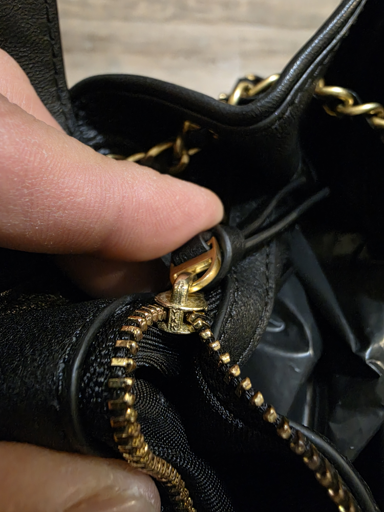 Tory Burch Leather Bucket Bag - photo 4