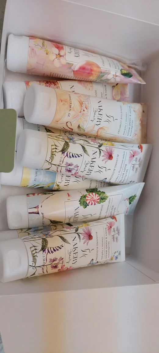 Nakery Beauty Body & Hand Wash Set image indicator(7)