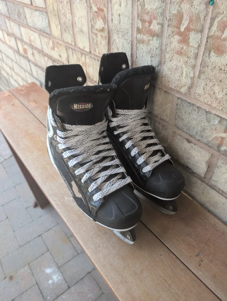 Mission Amp 8 Hockey Skates - Size 9D image indicator(3)