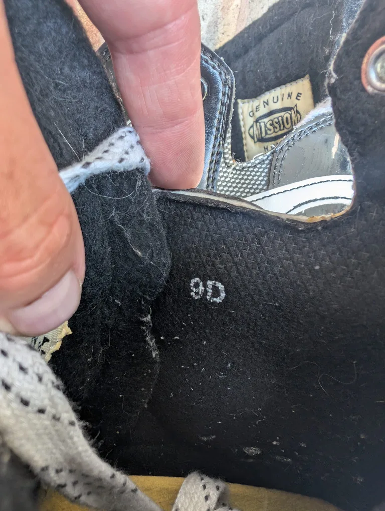 Mission Amp 8 Hockey Skates - Size 9D image indicator(5)