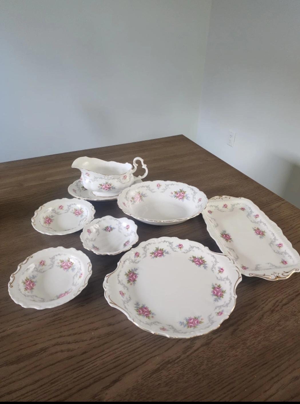 Royal Albert Tranquillity Bone China Set