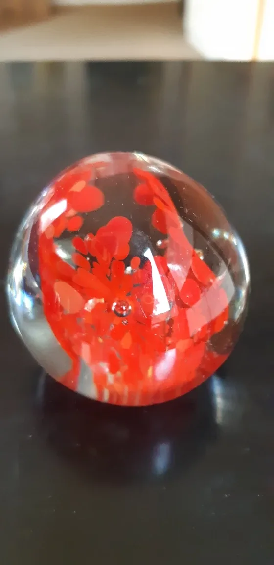 Art Glass Paperweights image indicator(3)